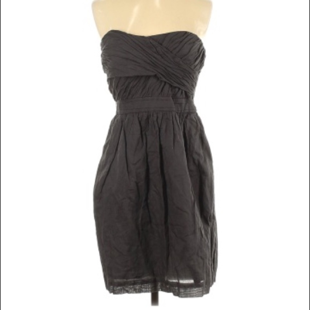 Strapless grey cocktail dress